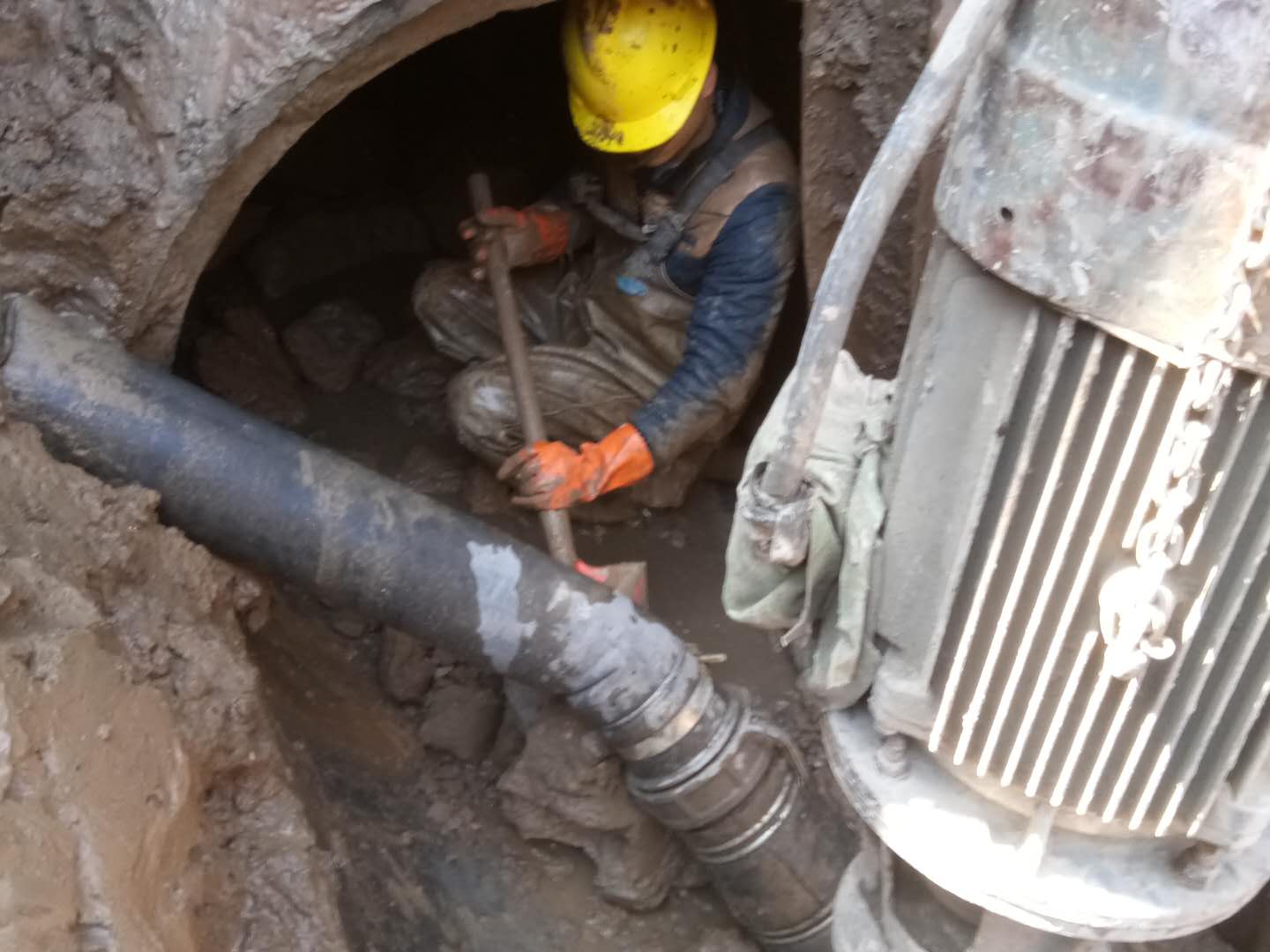 唐山镇管道清淤